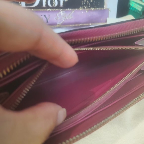 🌳LOUIS VUITTON VERNIS MONOGRAM WALLET 🌸-GUC- - Picture 9 of 16